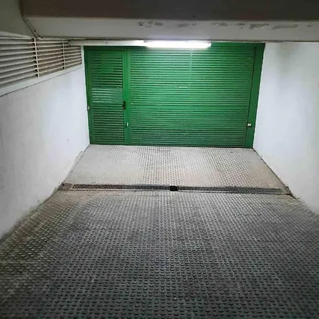 Beautiful With Big Terrace And Parking *