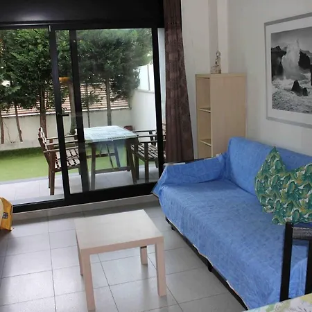 דירה Beautiful With Big Terrace And Parking *