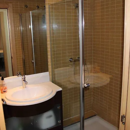 דירה Beautiful With Big Terrace And Parking